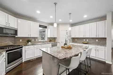 Kitchen - 11500 E 26th Ave, Aurora, CO 80010 photo 2 of 4