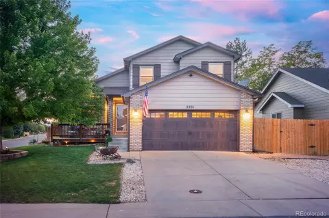 2201 Stuart St, Longmont, CO 80501
