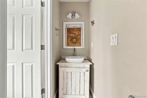 Bath - 5893 E 129th Ave, Thornton, CO 80602 photo 3 of 3