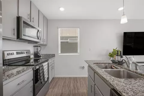 Kitchen - 18159 E 51st Ave, Denver, CO 80249 photo 5 of 6