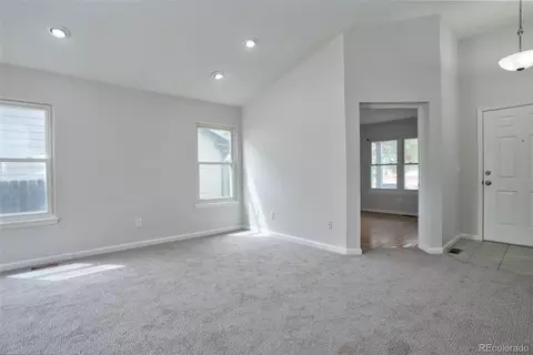 18946 E 22nd Pl, Aurora, CO 80011 photo 3
