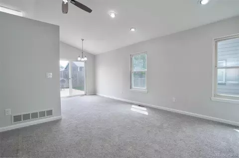 18946 E 22nd Pl, Aurora, CO 80011 photo 6