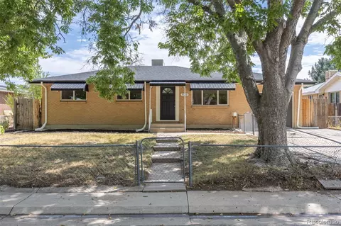 936 S Joliet St, Aurora, CO 80012