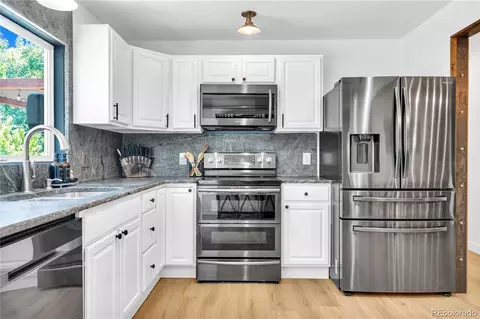 Kitchen - 4321 E 109 Ave, Denver, CO 80233 photo 2 of 2