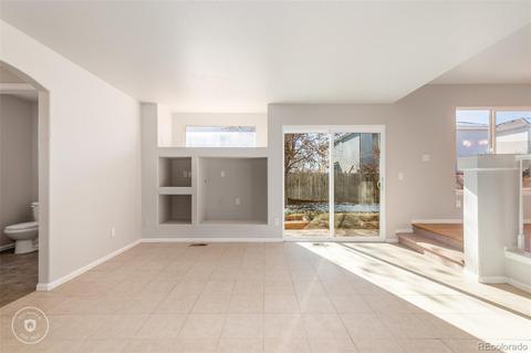 20422 E 40th Pl, Denver, CO 80249 photo 9