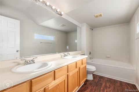 20422 E 40th Pl, Denver, CO 80249 photo 13