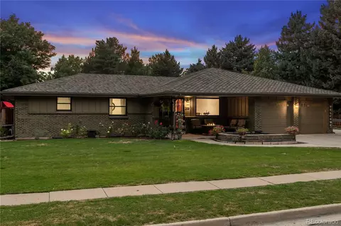 2521 S Chase Ln, Lakewood, CO 80227