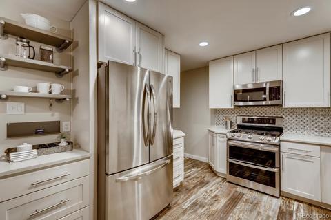6218 Iris Way, Arvada, CO 80004 photo 5