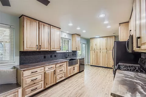Kitchen - 19357 Eastman Pl, Aurora, CO 80013 photo 1 of 5