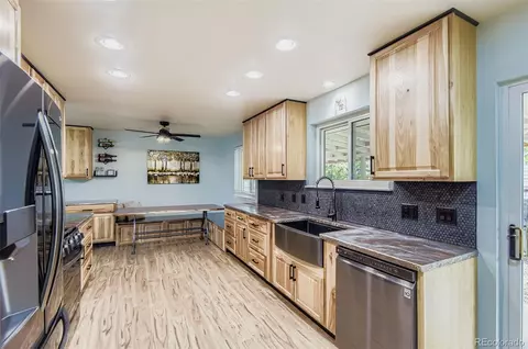 Kitchen - 19357 Eastman Pl, Aurora, CO 80013 photo 3 of 5