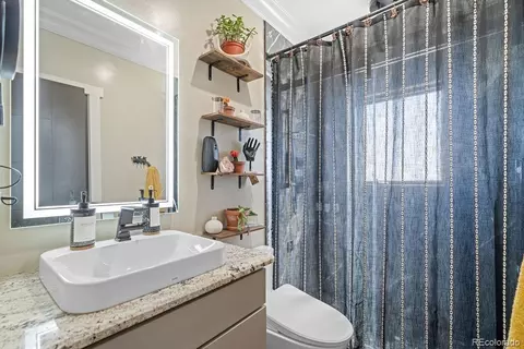 Bath - 8450 Edison Rd, Yoder, CO 80864 photo 3 of 3