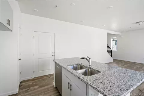 626 Wagon Wheel Way, Bennett, CO 80102 photo 4