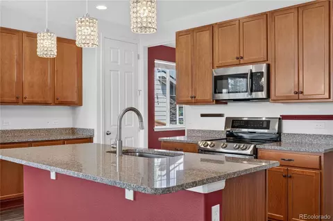 Kitchen - 25644 E Byers Dr, Aurora, CO 80018 photo 2 of 3