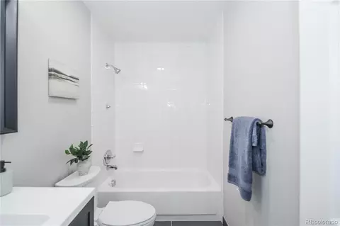 Bath - 9901 Evans Ave #5D, Denver, CO 80247 photo 1 of 4