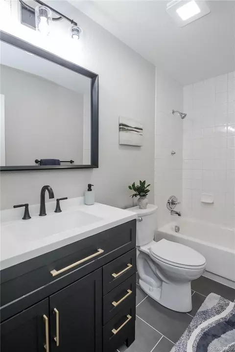 Bath - 9901 Evans Ave #5D, Denver, CO 80247 photo 3 of 4