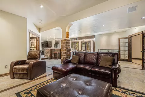 Living - 7567 S Settlers Dr, Morrison, CO 80465 photo 9 of 10