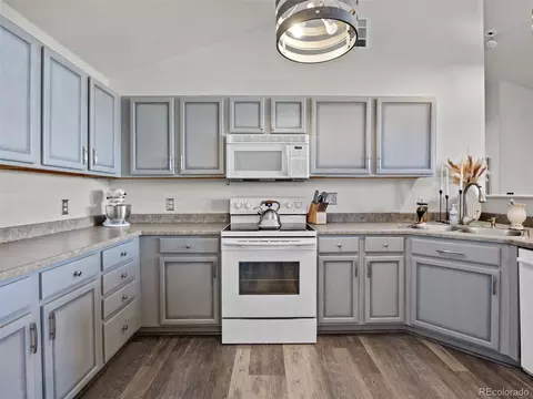 Kitchen - 3260 E 103rd Pl #908, Thornton, CO 80229 photo 2 of 3