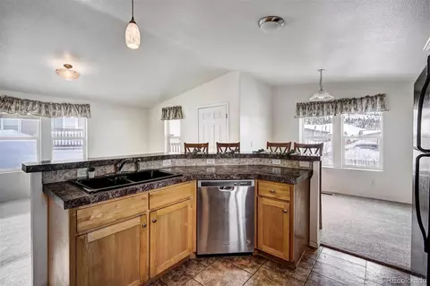 144 Pikes Peak Pl, Dillon, CO 80435 photo 5