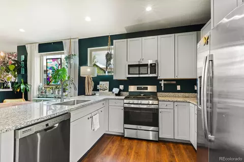 Kitchen - 159 Moose Trl, Silverthorne, CO 80498 photo 2 of 6