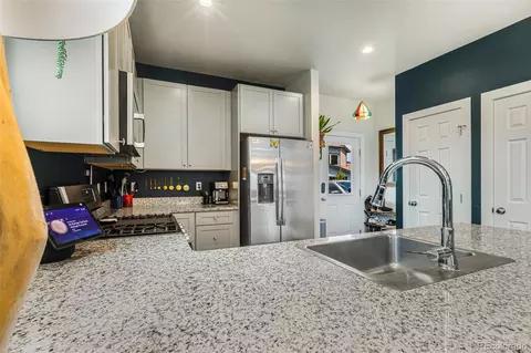 Kitchen - 159 Moose Trl, Silverthorne, CO 80498 photo 6 of 6