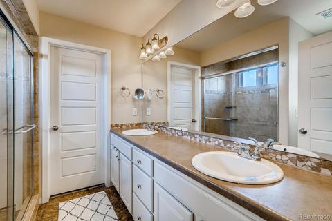 18609 E 53rd Ave, Denver, CO 80249 photo 18