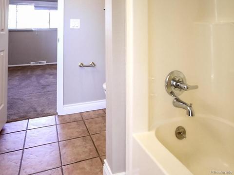 6207 Euclid Ave, Centennial, CO 80111 photo 22