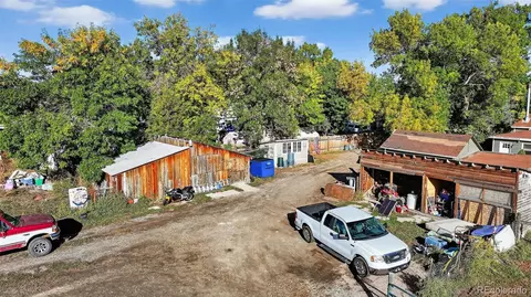 Exterior - 515 E County Road 8, Berthoud, CO 80513 photo 7 of 8