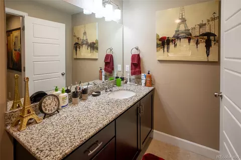 Bath - 4969 Ceylon Way, Denver, CO 80249 photo 4 of 4