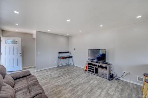 971 E 91st Ave, Thornton, CO 80229 photo 10