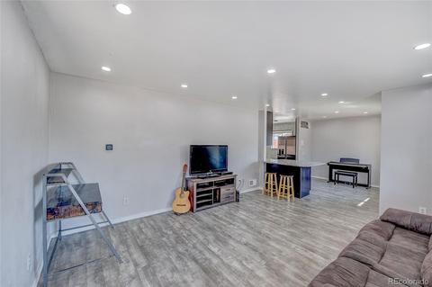 971 E 91st Ave, Thornton, CO 80229 photo 8