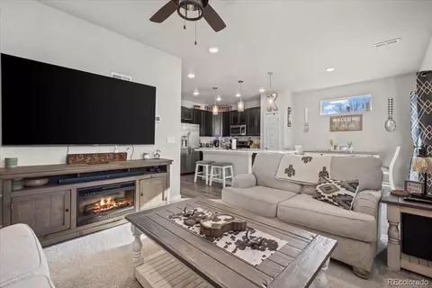 3827 Dove Ln, Evans, CO 80620 photo 12