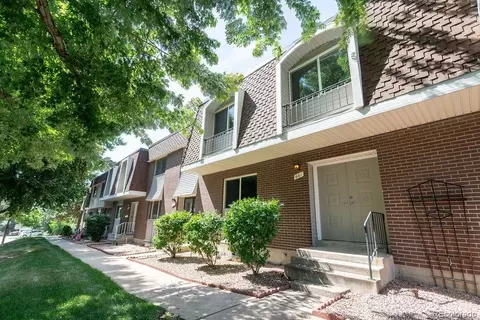 661 S Xenon Ct, Lakewood, CO 80228