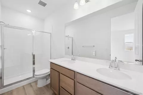 Bath - 24091 E 30th Pl, Aurora, CO 80019 photo 1 of 1