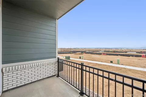 Exterior - 24091 E 30th Pl, Aurora, CO 80019 photo 2 of 3
