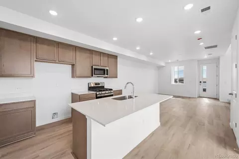 Kitchen - 24091 E 30th Pl, Aurora, CO 80019 photo 1 of 1