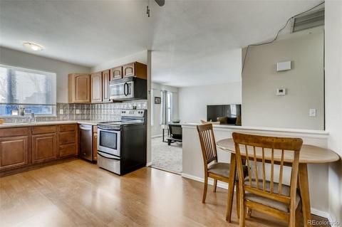 19619 E 17th Pl, Aurora, CO 80011 photo 14
