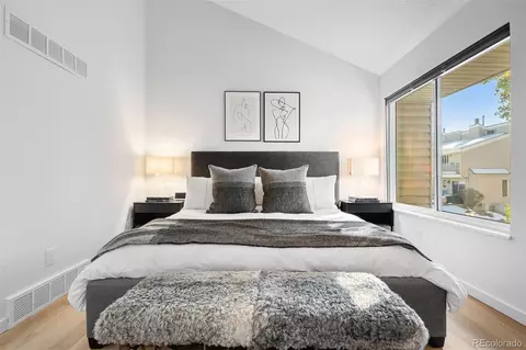 Bedroom - 4202 E Maplewood Way, Centennial, CO 80121 photo 2 of 2