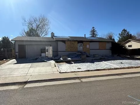 6527 S Flower St, Littleton, CO 80123