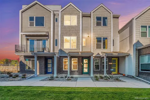 888 S Valentia St #103, Denver, CO 80247