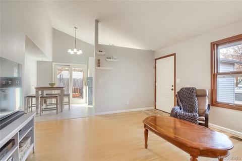 17591 E Temple Dr, Aurora, CO 80015 photo 3