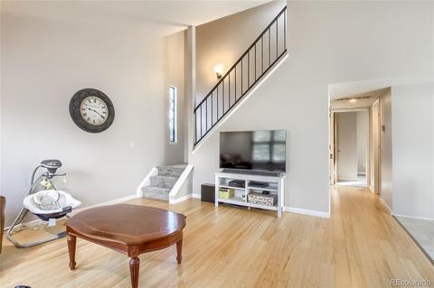 17591 E Temple Dr, Aurora, CO 80015 photo 2