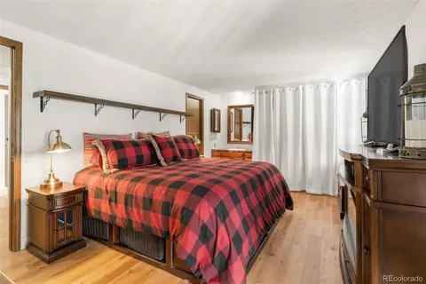 Bedroom - 8651 E Amherst Dr #D, Denver, CO 80231 photo 2 of 6