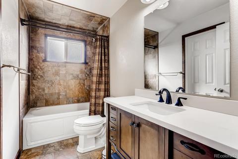 17530 E Grand Dr, Aurora, CO 80015 photo 9