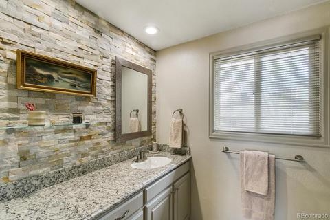 1663 S Vaughn Ct, Aurora, CO 80012 photo 21