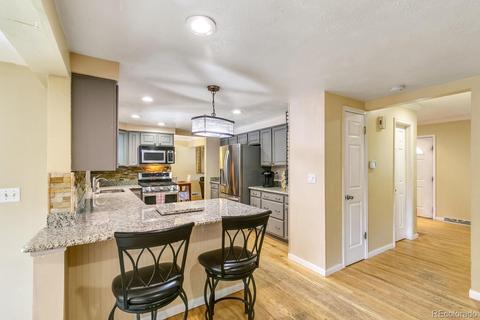 1663 S Vaughn Ct, Aurora, CO 80012 photo 8