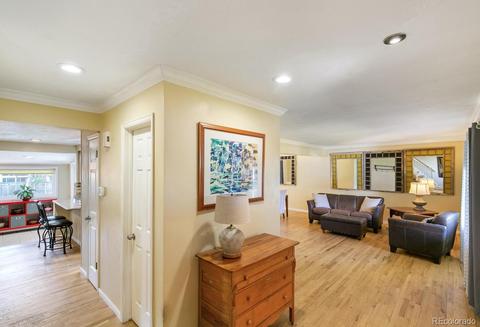 1663 S Vaughn Ct, Aurora, CO 80012 photo 4