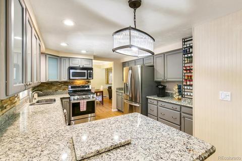 1663 S Vaughn Ct, Aurora, CO 80012 photo 9