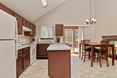 17550 E Brown Cir, Aurora, CO 80013 photo 11