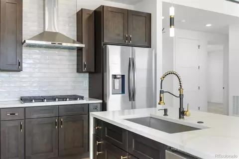 995 Pinehurst Ct, Bennett, CO 80102 photo 13