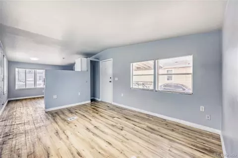 17041 E 16th Ave, Aurora, CO 80011 photo 3